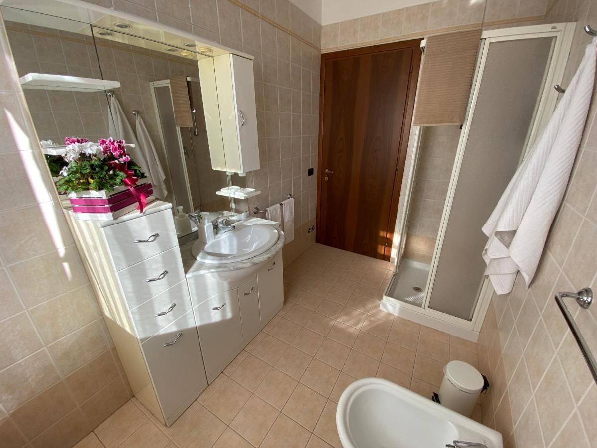 Only The Best 2 la suite per il tuo soggiorno tra Venezia e Treviso Preganziol Esterno foto